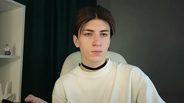 Oliver Starboy online show from September 2025 04:41:01 AM
