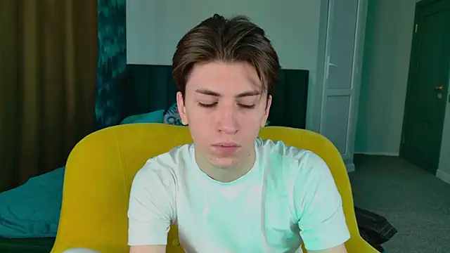 Oliver Starboy online show from September 2025 07:42:01 AM