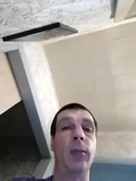 N i k o l a u online show from February 2026 07:43:01 PM