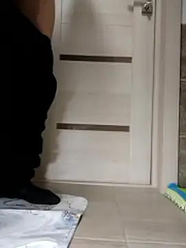 N i k o l a u online show from February 2026 06:11:01 AM