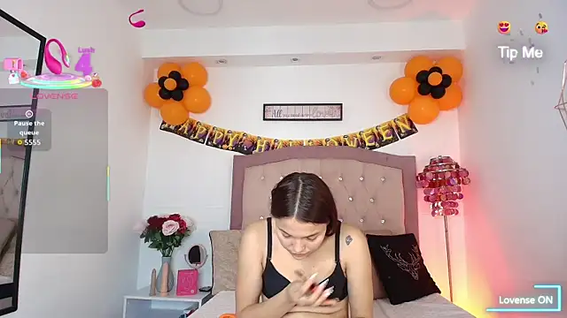 AmelieAndAce online show from October 2025 01:08:01 PM