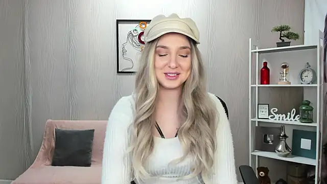 JaquelinLaurent online show from February 2026 07:01:02 PM