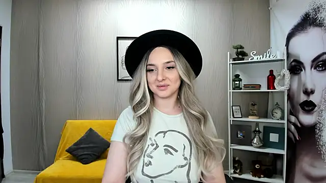JaquelinLaurent online show from September 2025 06:47:02 PM