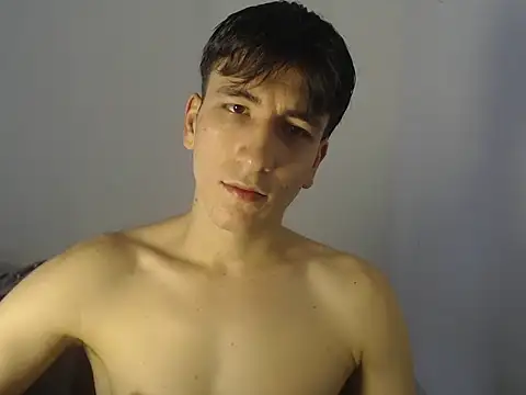 younewmaster online show from September 2025 07:09:01 PM