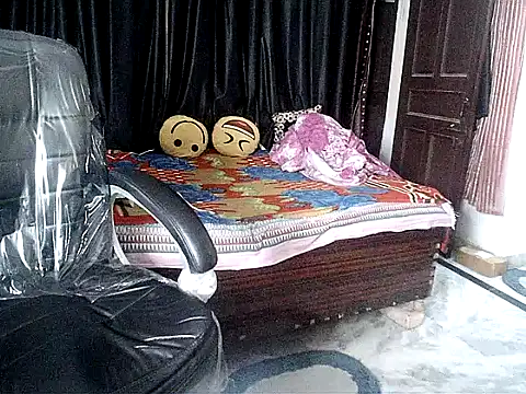 Anaconda-Mall online show from November 2025 05:39:02 PM