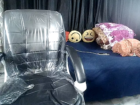 Anaconda-Mall online show from December 2025 06:21:02 PM