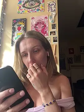 AutumnTides online show from September 2025 04:17:01 PM