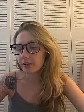 AutumnTides online show from October 2025 08:43:02 PM