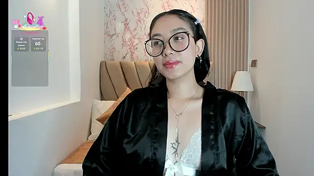 Snapshot of Yuna__Min chatting on September 2025 02:23:01 PM Yuna  Min online show from September 2025 02:23:01 PM