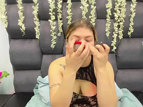 JuliettaRousse69 online show from January 2026 12:33:01 PM