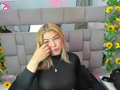 JuliettaRousse69 online show from April 2026 07:29:02 PM