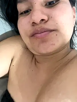 Snapshot of johanageminis chatting on September 2025 03:07:02 AM johanageminis online show from September 2025 03:07:02 AM