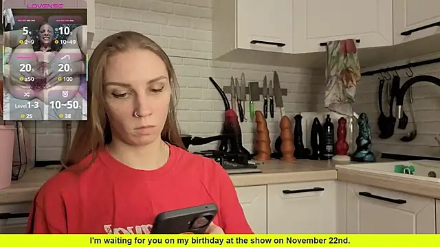 Edena  online show from November 2025 07:51:02 PM