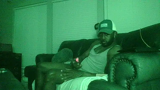 JazziEezyLdy online show from April 2026 12:39:01 AM