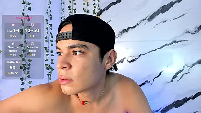 Snapshot of edy_play chatting on December 2025 02:01:02 AM edy play online show from December 2025 02:01:02 AM