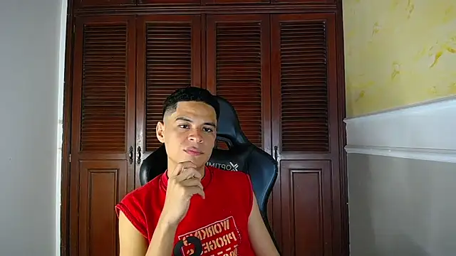 Snapshot of edy_play chatting on September 2025 02:51:01 AM edy play online show from September 2025 02:51:01 AM