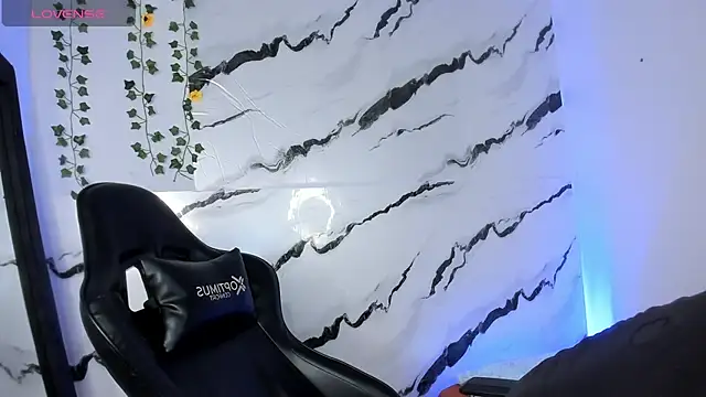 Snapshot of edy_play chatting on January 2026 03:54:02 AM edy play online show from January 2026 03:54:02 AM