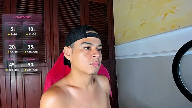 Snapshot of edy_play chatting on October 2025 04:09:01 AM edy play online show from October 2025 04:09:01 AM