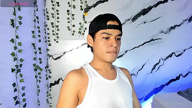 Snapshot of edy_play chatting on December 2025 04:22:01 AM edy play online show from December 2025 04:22:01 AM