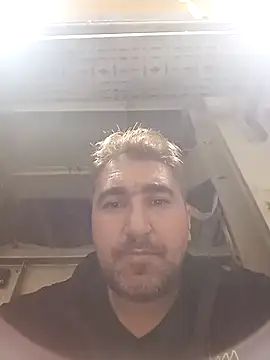 mert0359 online show from November 2025 08:02:01 PM