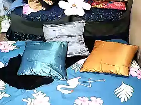 xxhottinybabe online show from November 2025 04:17:02 AM