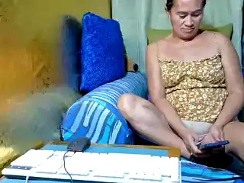 xxloveheart online show from March 2026 10:10:02 PM