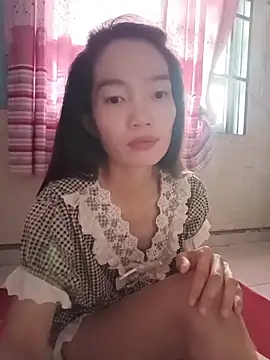Snapshot of Lyly999 chatting on October 2025 05:19:02 AM Lyly999 online show from October 2025 05:19:02 AM