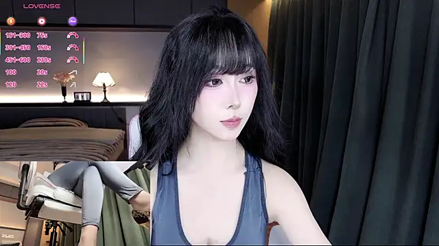 AYW-21 online show from December 2025 12:31:02 PM