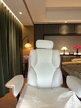 AYW-21 online show from March 2026 02:46:02 PM