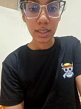 Snapshot of RavenShyfit chatting on October 2025 08:53:02 PM RavenShyfit online show from October 2025 08:53:02 PM