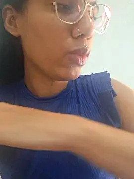 RavenShyfit online show from November 2025 11:48:01 AM