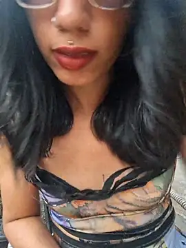 RavenShyfit online show from November 2025 08:45:01 PM