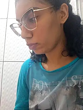 Snapshot of RavenShyfit chatting on October 2025 07:52:01 AM RavenShyfit online show from October 2025 07:52:01 AM