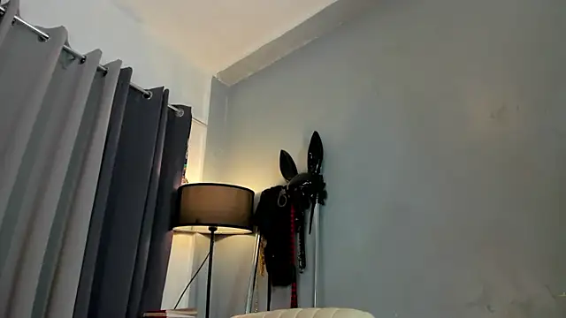 Snapshot of MagnaCumLoader17 chatting on November 2025 10:54:02 PM MagnaCumLoader17 online show from November 2025 10:54:02 PM