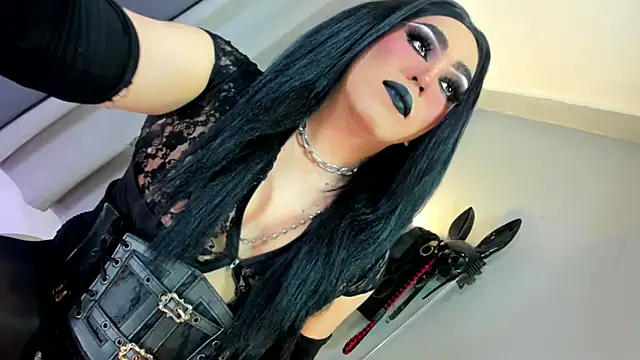 Snapshot of MagnaCumLoader17 chatting on November 2025 10:31:02 PM MagnaCumLoader17 online show from November 2025 10:31:02 PM