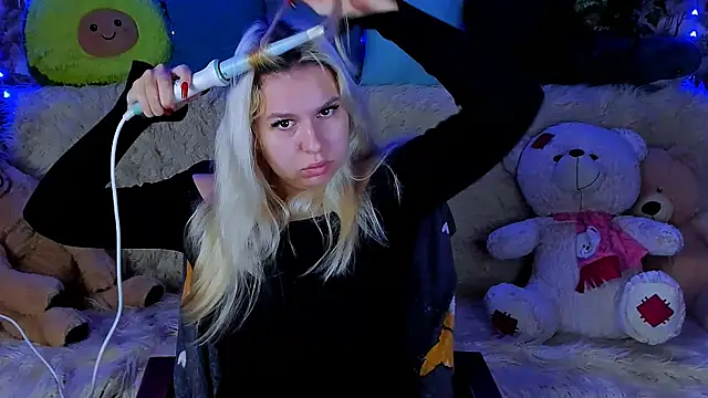 ChloeRicc online show from September 2025 06:51:01 AM