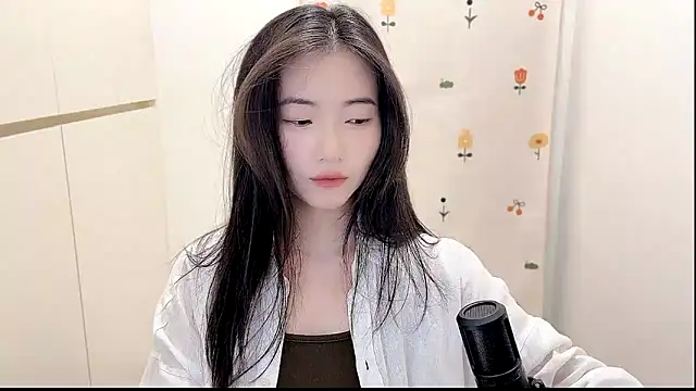 Rosalind xixi online show from October 2025 08:33:01 AM