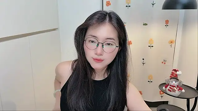 Rosalind xixi online show from April 2026 02:57:01 PM