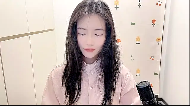 Rosalind xixi online show from September 2025 10:10:01 AM