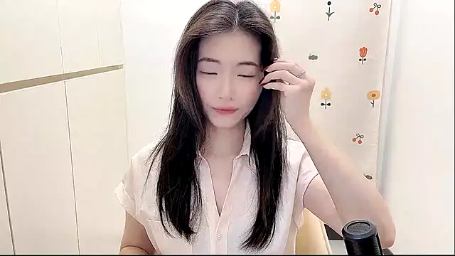 Rosalind xixi online show from October 2025 01:28:02 AM