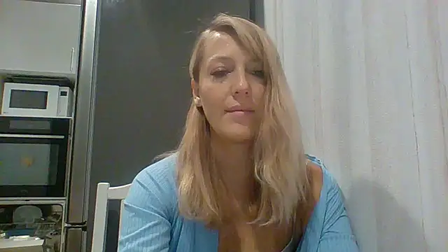 Vexxaa online show from November 2025 08:46:02 PM