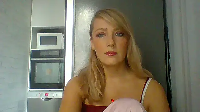 Vexxaa online show from November 2025 11:47:02 AM