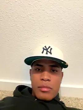 fuego01 online show from November 2025 06:57:02 AM