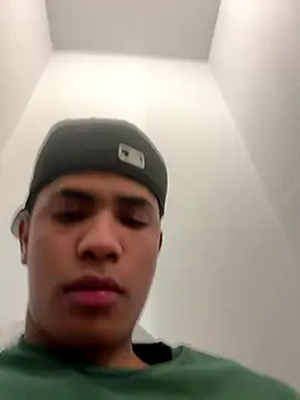 fuego01 online show from November 2025 06:36:02 AM