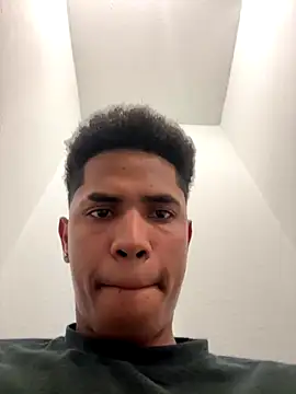 fuego01 online show from December 2025 06:50:01 AM