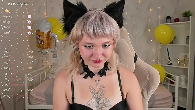 Tori Cutie online show from October 2025 12:06:01 AM