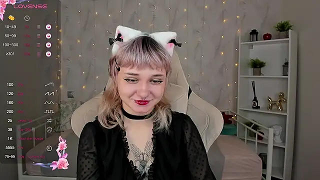 Tori Cutie online show from October 2025 12:08:02 AM