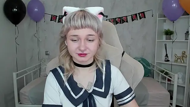 Tori Cutie online show from October 2025 12:07:01 AM