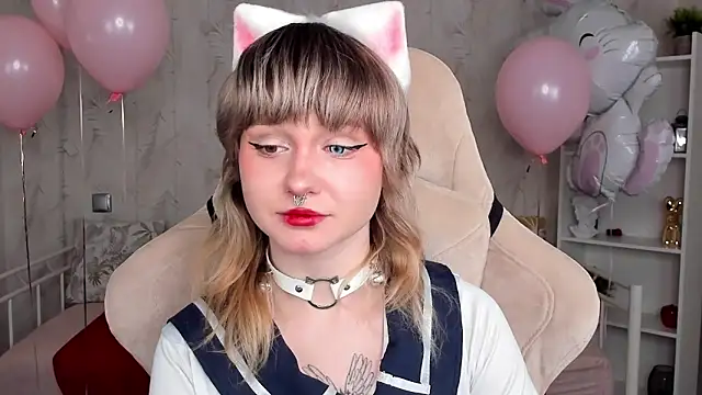 Tori Cutie online show from April 2026 12:07:01 AM