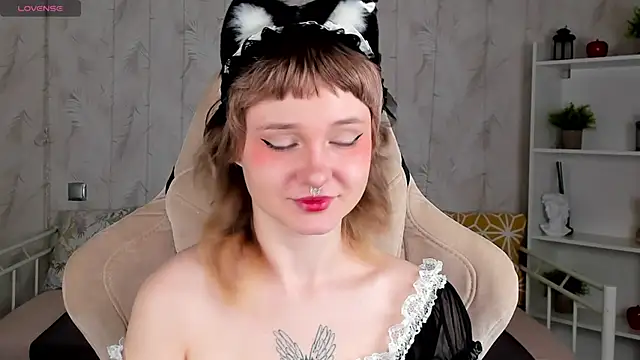 Tori Cutie online show from April 2026 12:05:01 AM